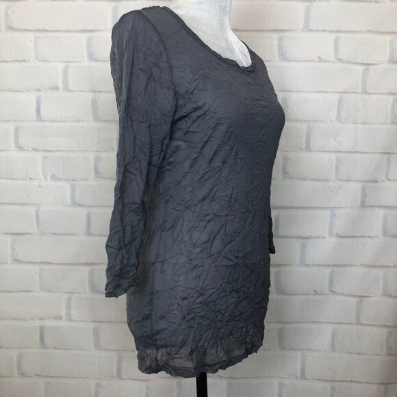 NWT Comfy USA Gray Sheer Mesh Crinkle Top Size S - Picture 2 of 6